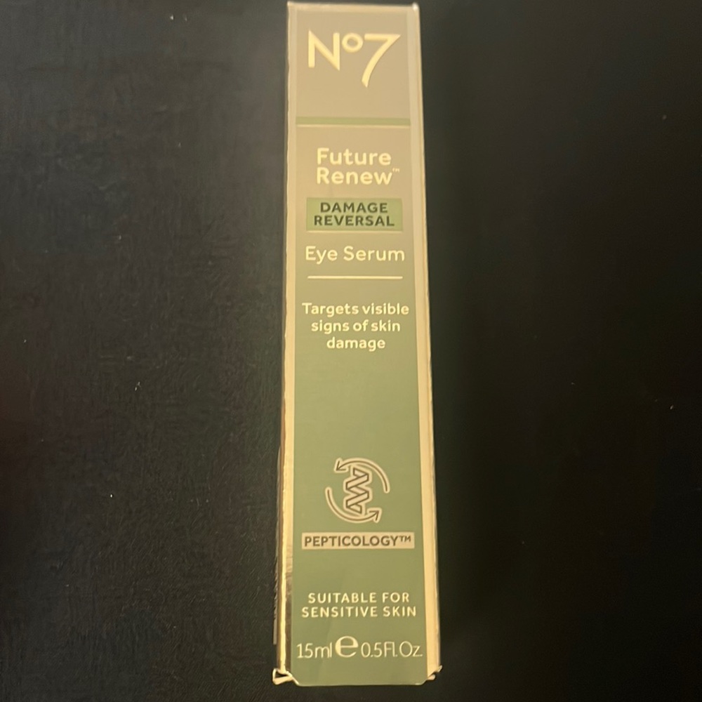 No 7 Future Renew Damage Reversal Eye Serum